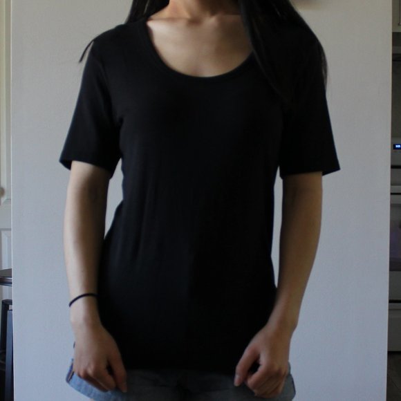 Basic Black Shirt - Picture 2 of 2